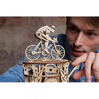 UGEARS Puzzle 3D Legno con Ciclista Automatizzato - Kit Modellismo Coppa Tour De France Di CiclismoWooden Puzzle Kit Fai Da Te - Modellini Da Costruire Per Adulti E Bambini - Regalo per Ciclisti
