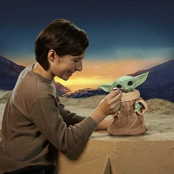 Star Wars Hasbro Grogu Golosone Galattico The Child animatronico conosciuto Anche Come Baby Yoda da 23 5 cm con Oltre 40 Combinazioni di Suoni e movimenti e Accessori interattivi